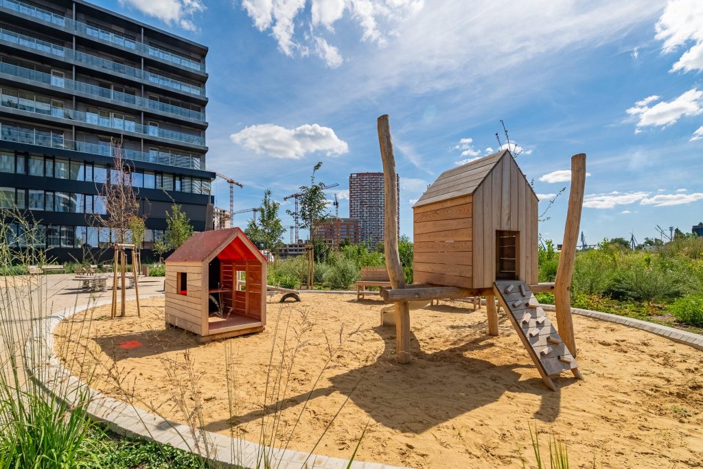 NGO | 2 izbový apartmán v projekte Metropolis – Bratislava, Staré Mesto