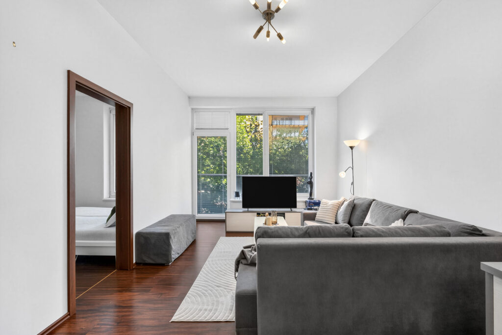 NGO | 2-izbový, zariadený apartmán na Bosákovej  | Výborná lokalita